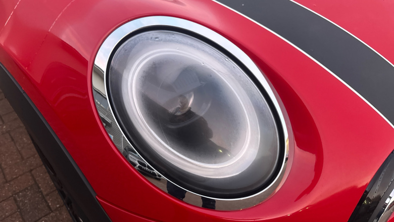 MINI Hatchback 1.5 Cooper Exclusive 3dr Auto Petrol Hatchback